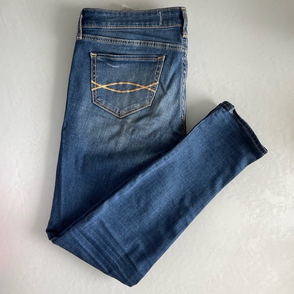 Abercrombie & Fitch - Stretch Skinny Ankle Jean - Dark and light wash - Size 26 - Picture 7 of 11
